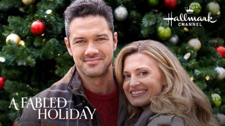 Where Was Hallmark’s Undercover Holiday Filmed? Details On Filming Locations