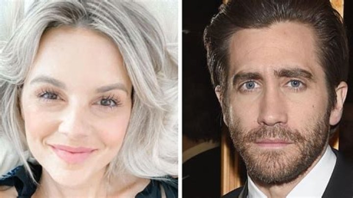 
Who Are Alex Fedotowsky And Beth Johnson? Ali Fedotowsky Parents, Siblings And Net Worth 