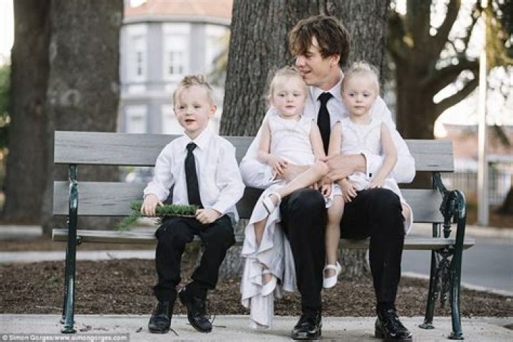 
Who Is Annie Nolan? Liam Picken Wife – Their Married Life And Kids Explored 