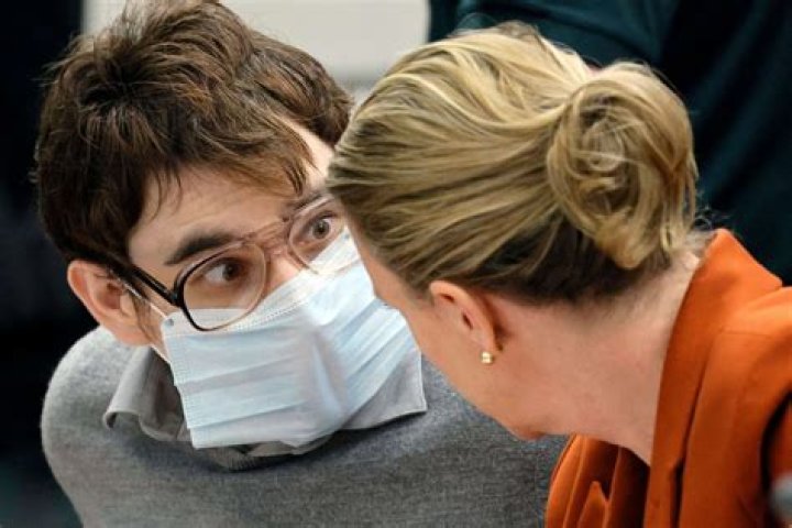 Who is Brittany Sinitch? Teacher recalls Nikolas Cruz’s shooting ‘wouldn’t stop’, drowned out 911 call