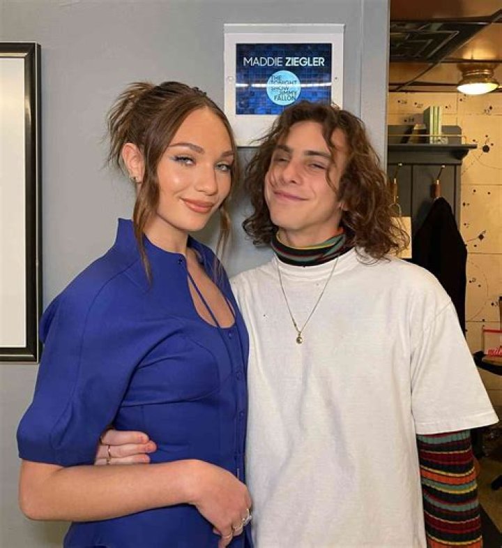 Who Is Maddie Ziegler Dating? Know Who Is Maddie Ziegler Boyfriend And Her Dating History