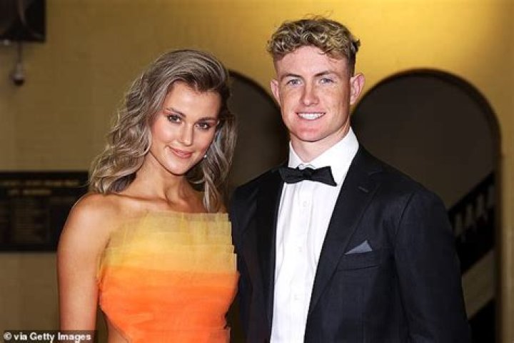 
Who Is Tom Papley Girlfriend? Meet Annie Milner On Instagram 