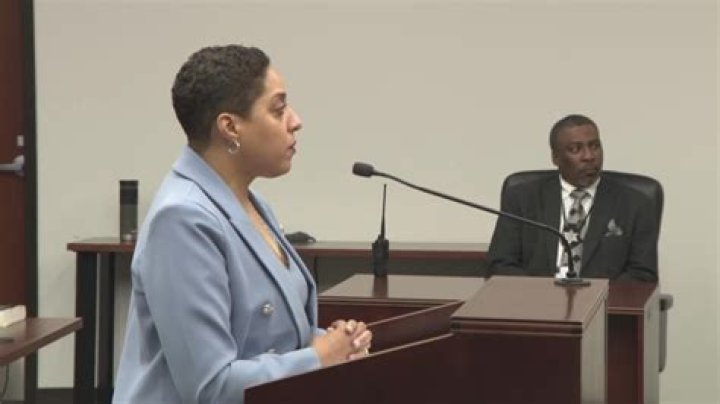 
Why was Christopher Dunn arrested? St. Louis prosecutor seeks to exonerate prisoner serving life sentence 